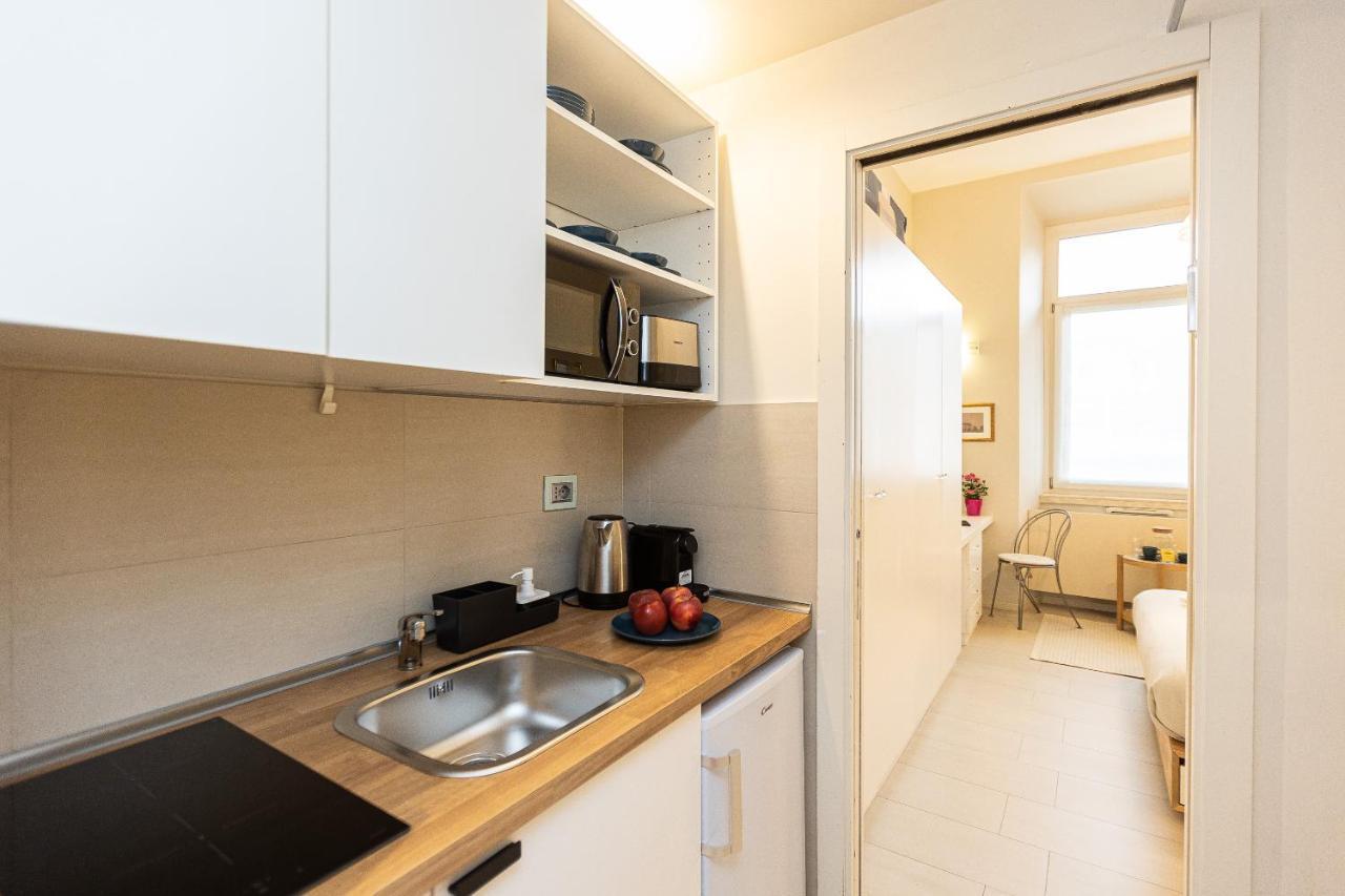 Amazing Via Nazionale 3 Apartment Roma Ngoại thất bức ảnh